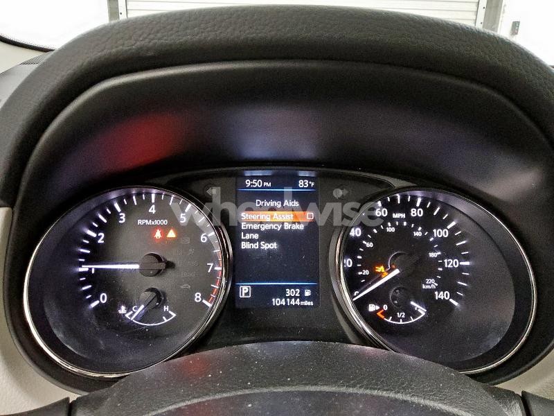 Photo 2 of 2022 NISSAN ROGUE SPORT SV (VIN JN1BJ1BW0NW489939)