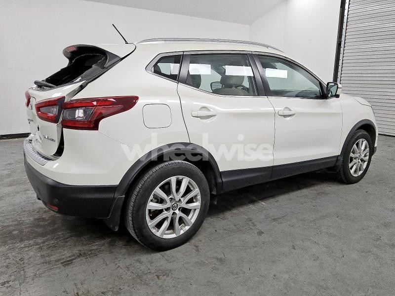 Photo 3 of 2022 NISSAN ROGUE SPORT SV (VIN JN1BJ1BW0NW489939)