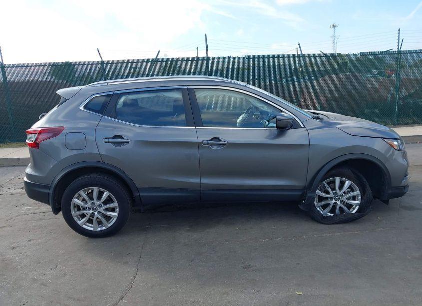 Photo 13 of 2022 Nissan Rogue SPORT SV AWD XTRONIC CVT (VIN JN1BJ1BW0NW682592)