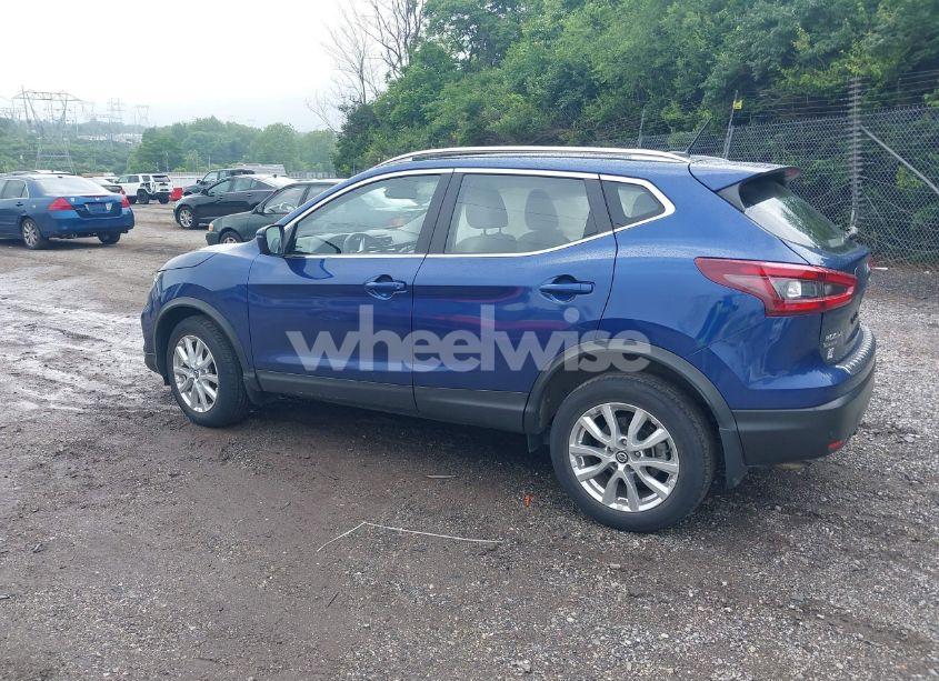 Photo 3 of 2021 Nissan Rogue SPORT SV AWD XTRONIC CVT (VIN JN1BJ1BW2MW450204)