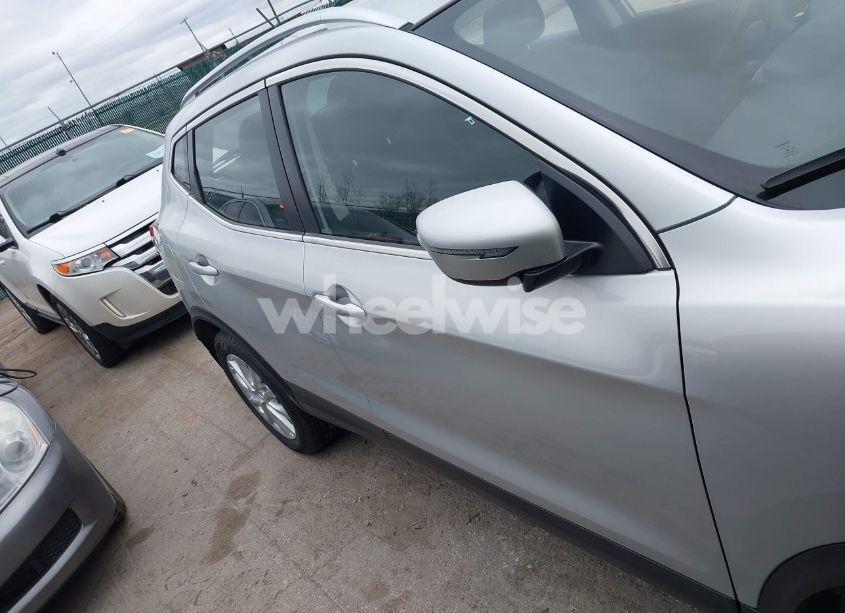 Photo 13 of 2022 Nissan Rogue SPORT SV AWD XTRONIC CVT (VIN JN1BJ1BW3NW680142)