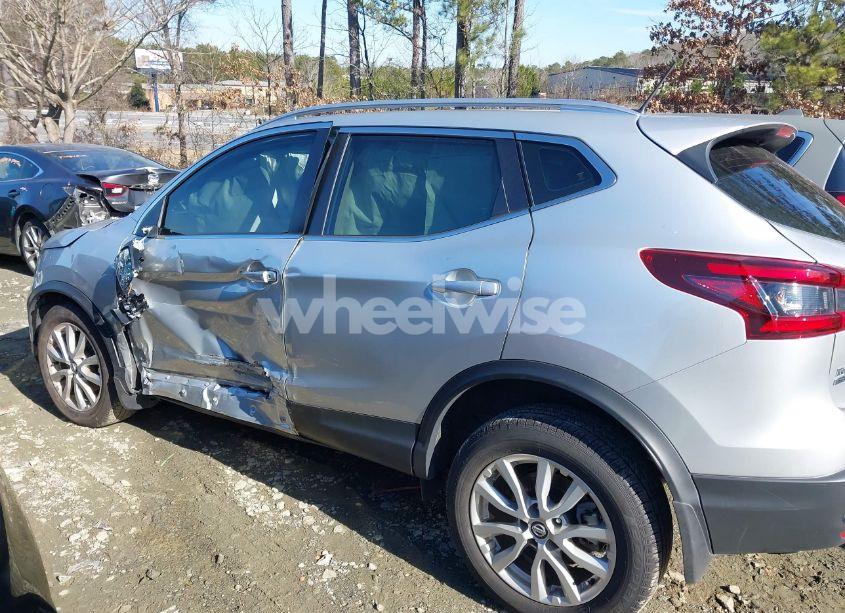 Photo 13 of 2022 Nissan Rogue SPORT SV AWD XTRONIC CVT (VIN JN1BJ1BW6NW490108)