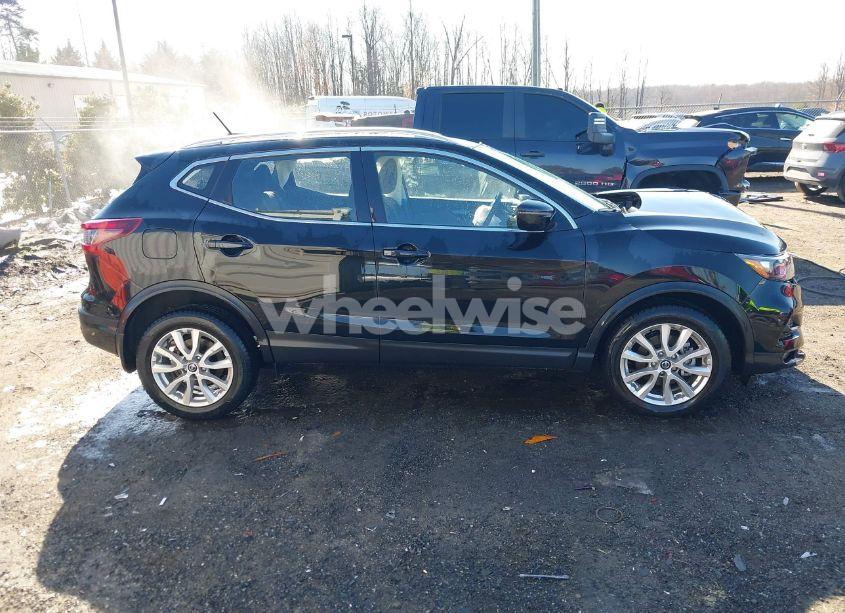 Photo 13 of 2021 Nissan Rogue SPORT SV AWD XTRONIC CVT (VIN JN1BJ1BW8MW441037)