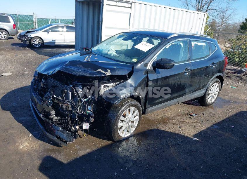 Photo 2 of 2021 Nissan Rogue SPORT SV AWD XTRONIC CVT (VIN JN1BJ1BW8MW441037)