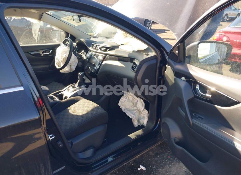 Photo 5 of 2021 Nissan Rogue SPORT SV AWD XTRONIC CVT (VIN JN1BJ1BW8MW441037)