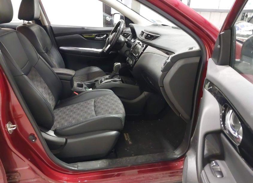 Photo 5 of 2021 Nissan Rogue SPORT SV AWD XTRONIC CVT (VIN JN1BJ1BW8MW448442)