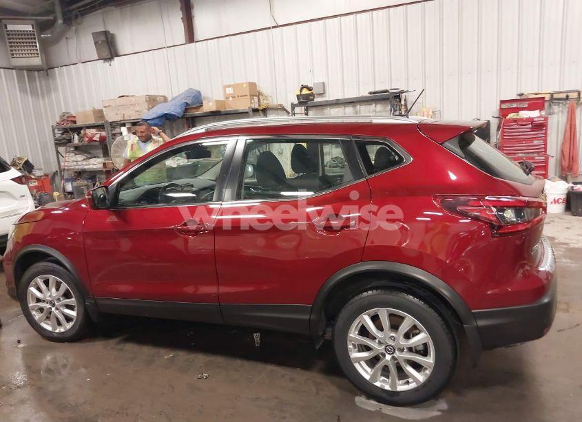 Photo 14 of 2021 Nissan Rogue SPORT SV AWD XTRONIC CVT (VIN JN1BJ1BWXMW421937)