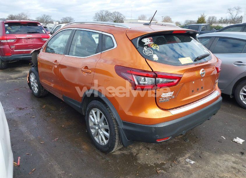 Photo 3 of 2021 Nissan Rogue SPORT SV AWD XTRONIC CVT (VIN JN1BJ1BWXMW424501)