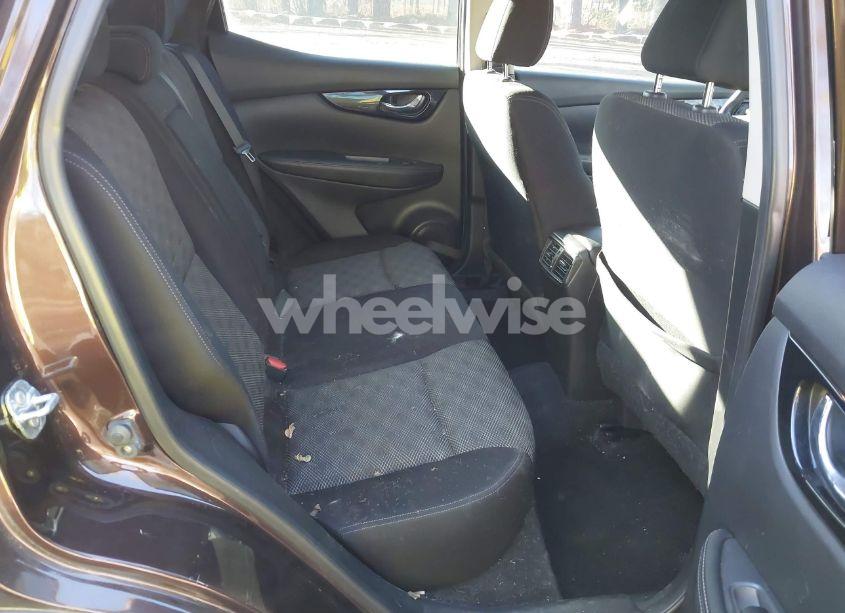 Photo 8 of 2017 Nissan Rogue SPORT SV (VIN JN1BJ1CP0HW007532)