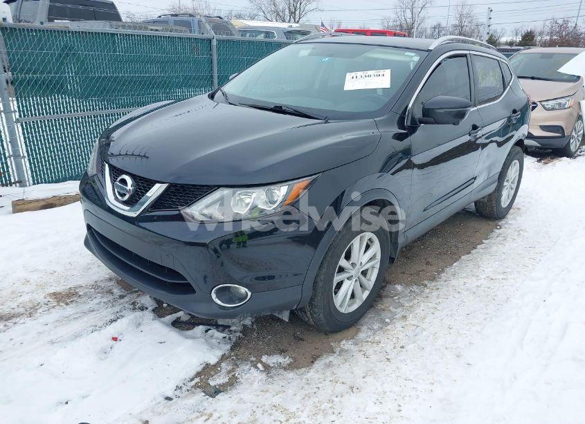 Photo 2 of 2017 Nissan Rogue SPORT SV (VIN JN1BJ1CP0HW021351)
