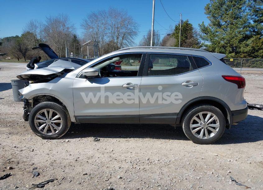 Photo 14 of 2017 Nissan Rogue SPORT SV (VIN JN1BJ1CP0HW022919)