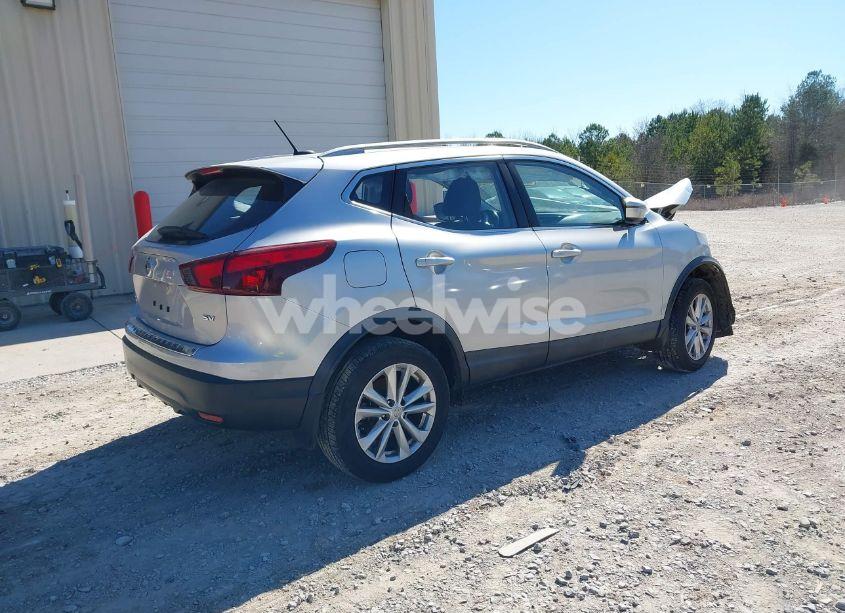 Photo 4 of 2017 Nissan Rogue SPORT SV (VIN JN1BJ1CP0HW022919)