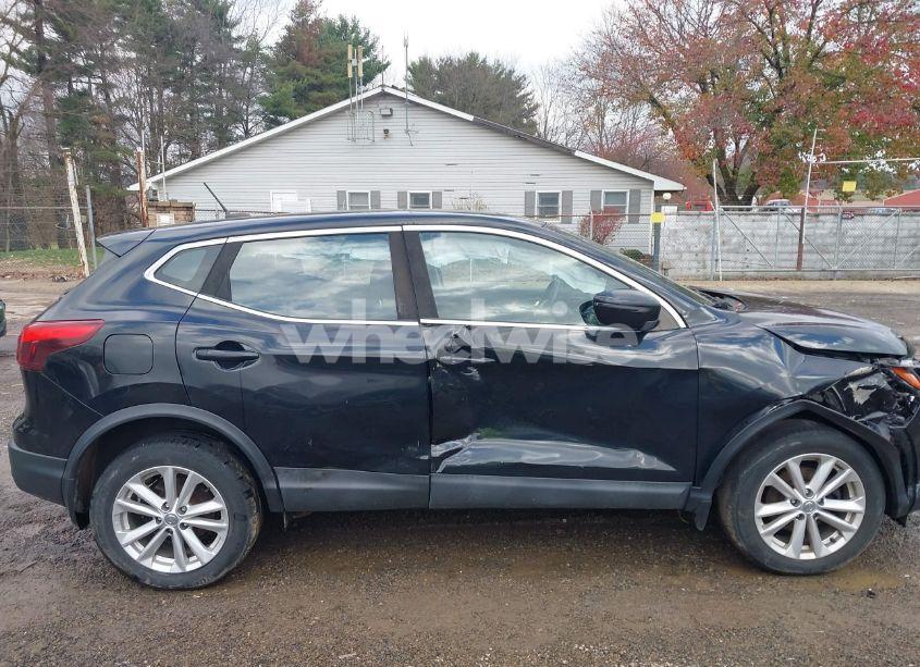 Photo 13 of 2017 Nissan Rogue SPORT S/SL/SV (VIN JN1BJ1CP0HW024122)