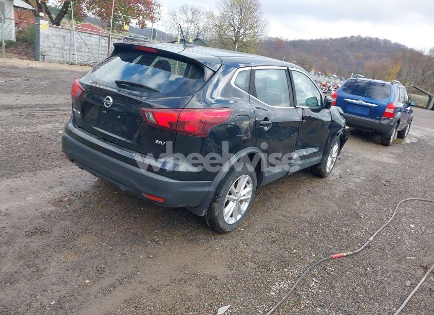 Photo 4 of 2017 Nissan Rogue SPORT S/SL/SV (VIN JN1BJ1CP0HW024122)