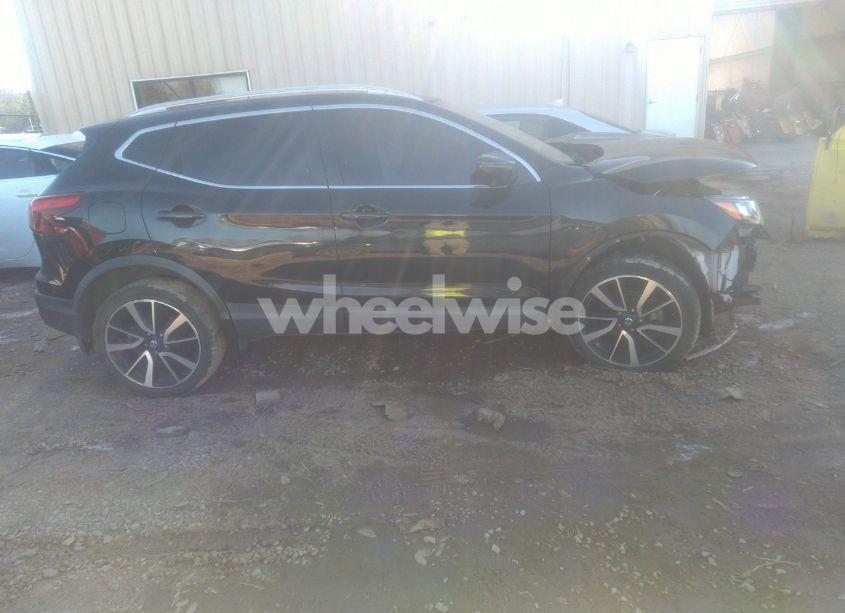 Photo 13 of 2017 Nissan Rogue SPORT SL (VIN JN1BJ1CP0HW026114)