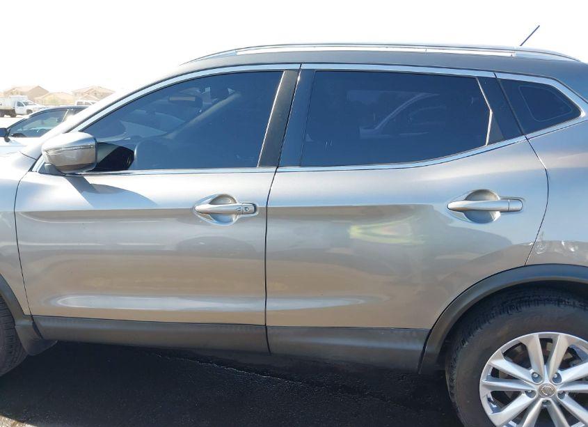 Photo 15 of 2017 Nissan Rogue SPORT SV (VIN JN1BJ1CP0HW033189)