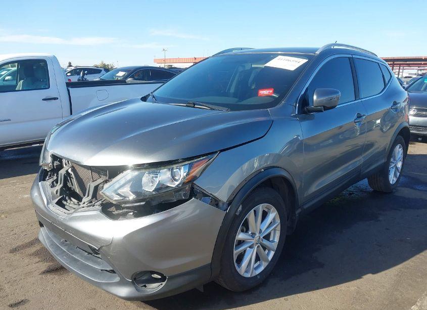 Photo 2 of 2017 Nissan Rogue SPORT SV (VIN JN1BJ1CP0HW033189)