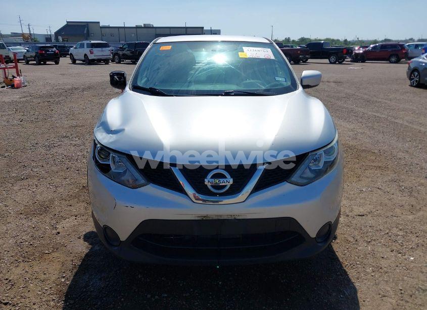 Photo 12 of 2018 Nissan Rogue SPORT S (VIN JN1BJ1CP0JW105059)
