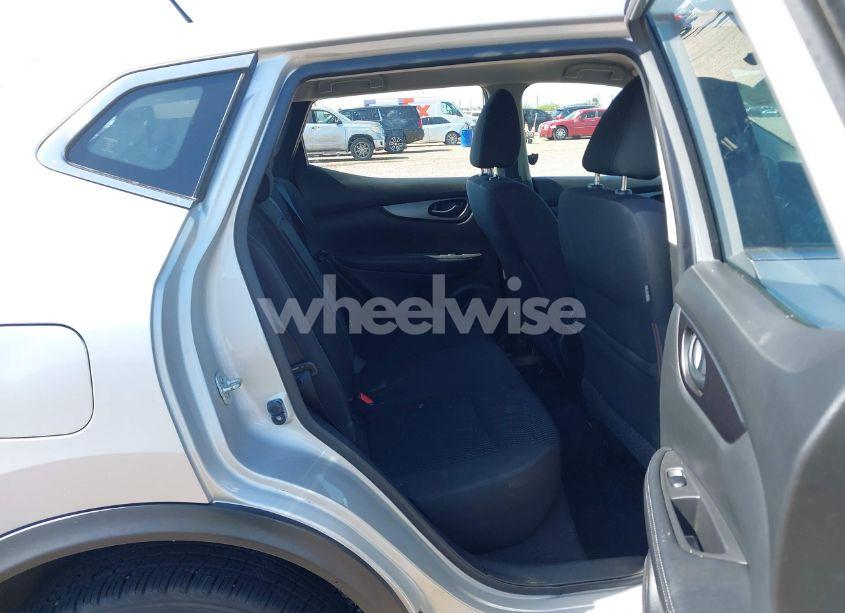 Photo 8 of 2018 Nissan Rogue SPORT S (VIN JN1BJ1CP0JW105059)