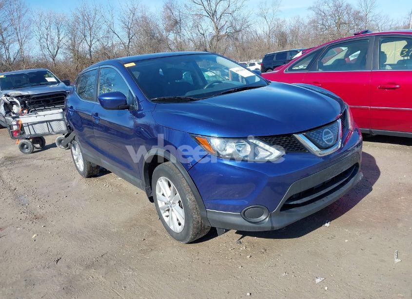 2018 Nissan Rogue SPORT S (VIN JN1BJ1CP0JW158862) main photo