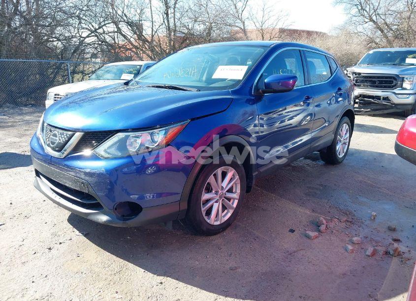 Photo 15 of 2018 Nissan Rogue SPORT S (VIN JN1BJ1CP0JW158862)