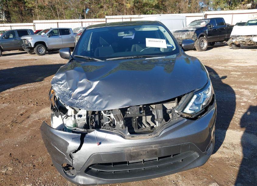 Photo 13 of 2018 Nissan Rogue SPORT S (VIN JN1BJ1CP0JW164175)