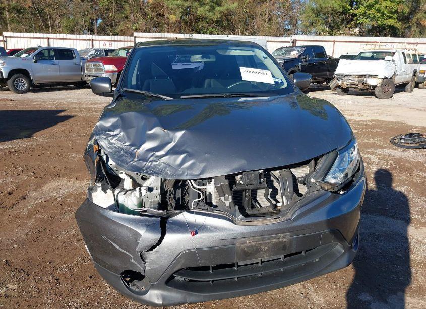 Photo 6 of 2018 Nissan Rogue SPORT S (VIN JN1BJ1CP0JW164175)