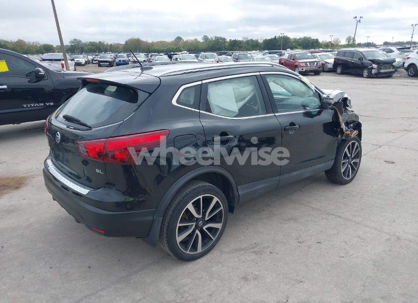 Photo 4 of 2019 Nissan Rogue SPORT SL (VIN JN1BJ1CP0KW211786)