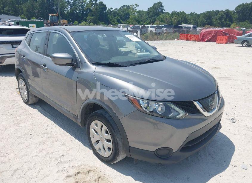 2019 Nissan Rogue SPORT S (VIN JN1BJ1CP0KW214378) main photo