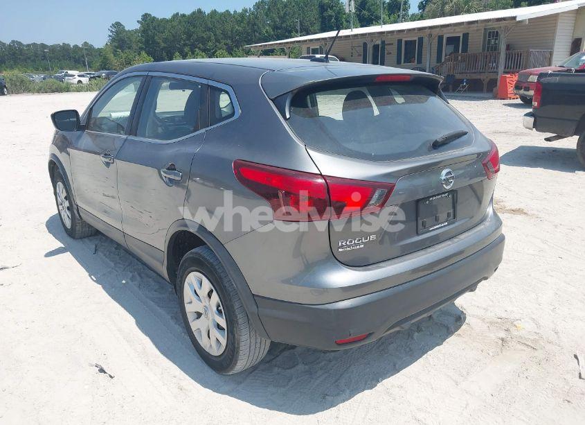 Photo 3 of 2019 Nissan Rogue SPORT S (VIN JN1BJ1CP0KW214378)