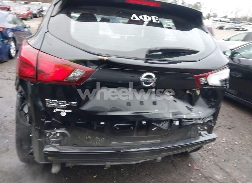 Photo 6 of 2019 Nissan Rogue SPORT S (VIN JN1BJ1CP0KW221945)