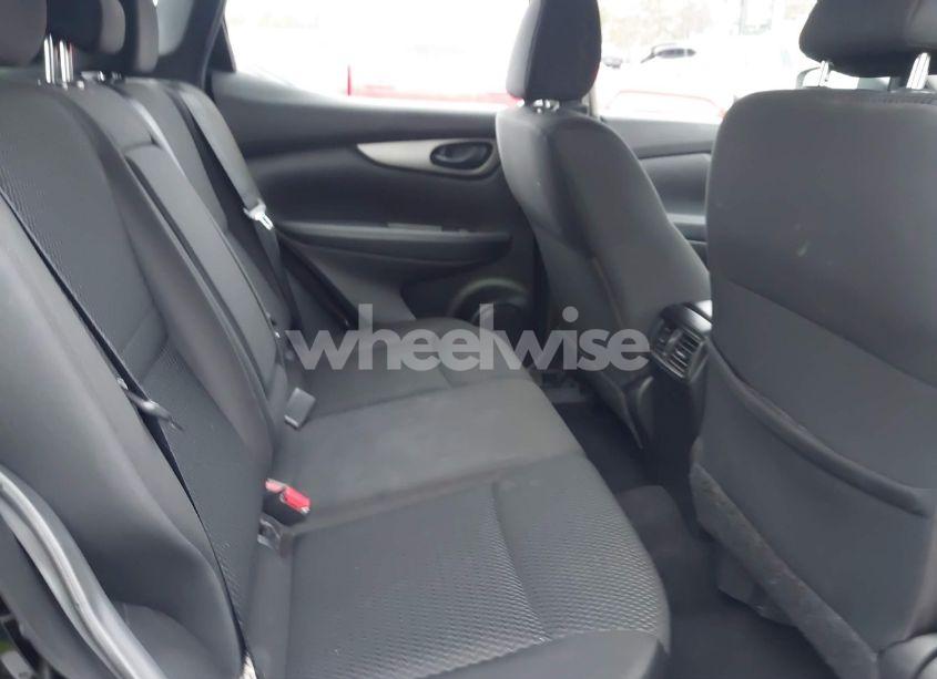 Photo 8 of 2019 Nissan Rogue SPORT S (VIN JN1BJ1CP0KW221945)