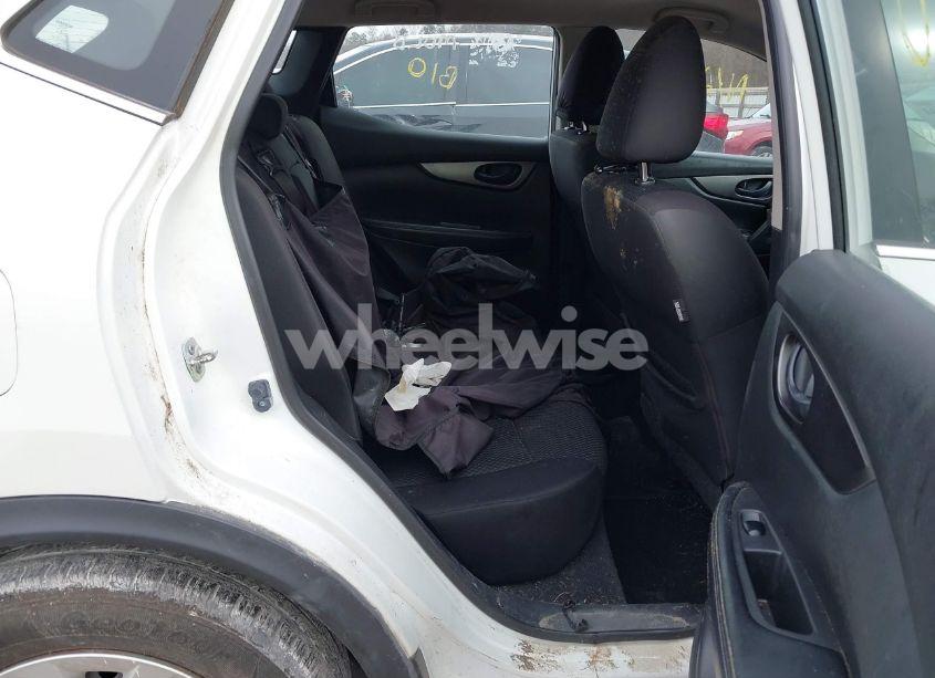 Photo 8 of 2019 Nissan Rogue SPORT S (VIN JN1BJ1CP0KW222383)