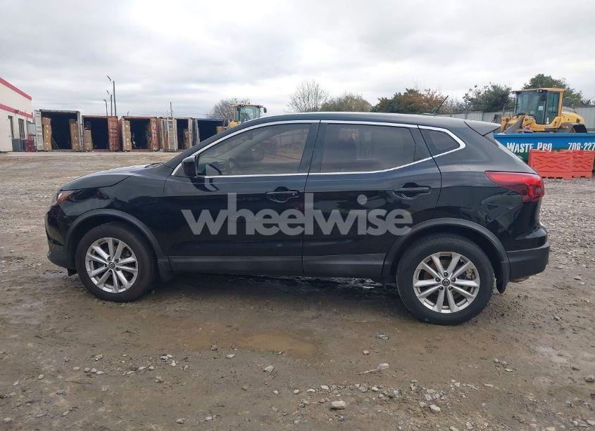 Photo 14 of 2019 Nissan Rogue SPORT S (VIN JN1BJ1CP0KW228698)