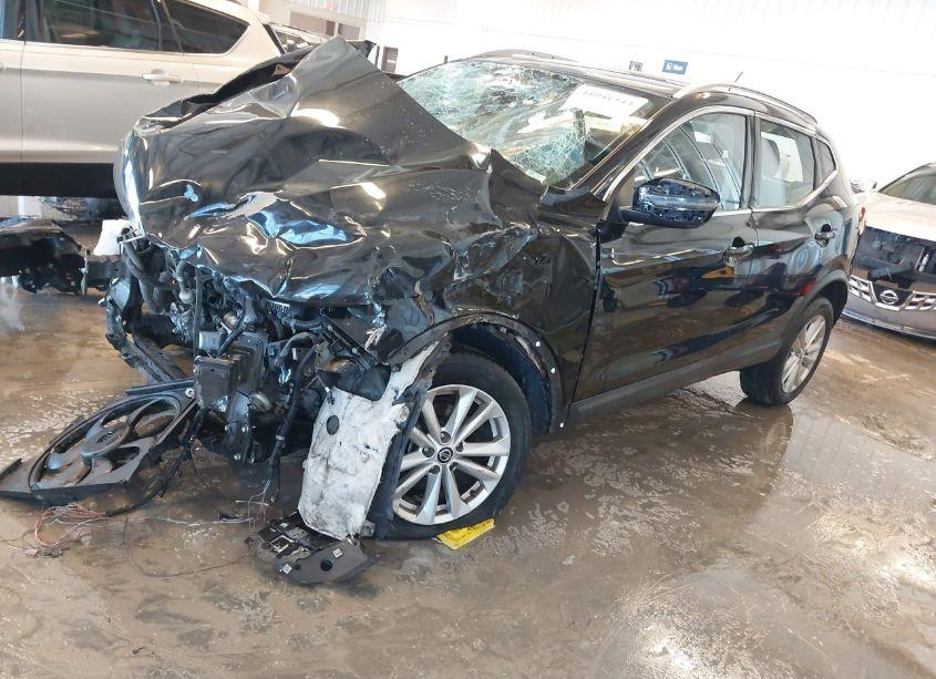 Photo 2 of 2019 Nissan Rogue SPORT SV (VIN JN1BJ1CP0KW235974)