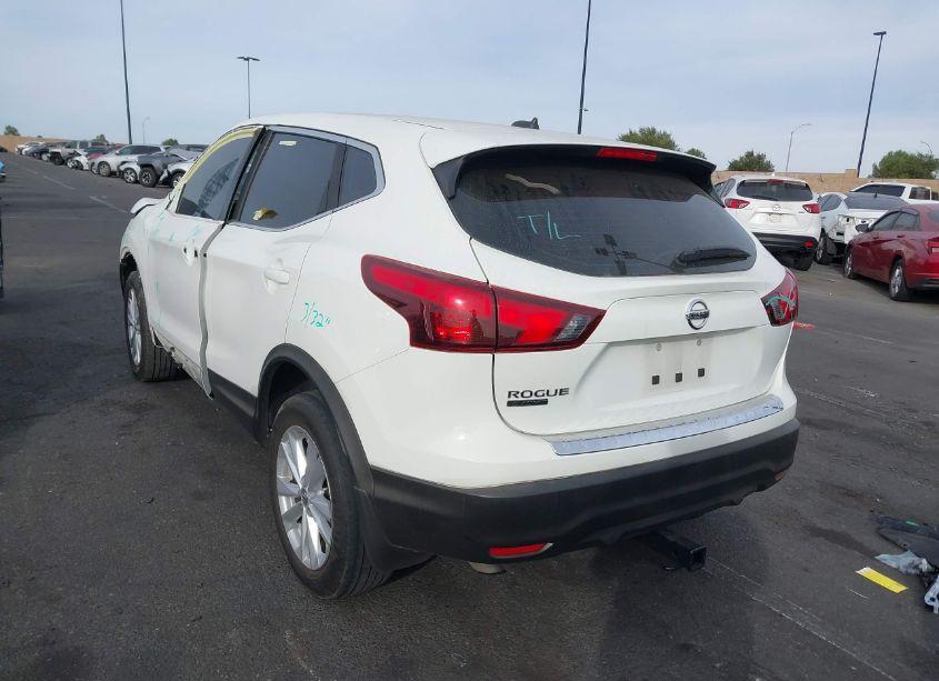 Photo 15 of 2017 Nissan Rogue SPORT S (VIN JN1BJ1CP1HW011265)