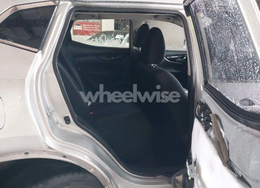 Photo 8 of 2017 Nissan Rogue SPORT SV (VIN JN1BJ1CP1HW013792)