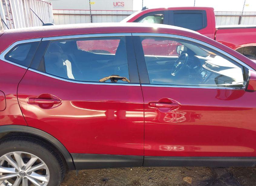 Photo 13 of 2017 Nissan Rogue SPORT S (VIN JN1BJ1CP1HW028017)