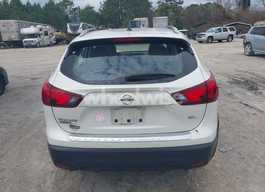 Photo 16 of 2018 Nissan Rogue SPORT SL (VIN JN1BJ1CP1JW102882)