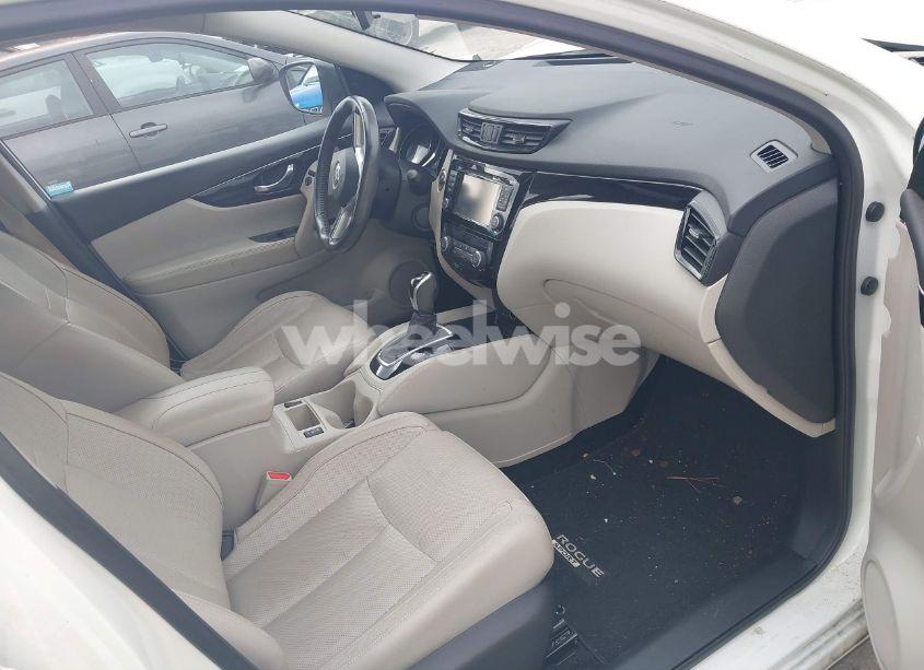 Photo 5 of 2018 Nissan Rogue SPORT SL (VIN JN1BJ1CP1JW102882)