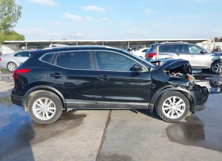Photo 13 of 2018 Nissan Rogue SPORT SV (VIN JN1BJ1CP1JW152844)