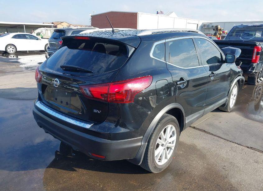 Photo 4 of 2018 Nissan Rogue SPORT SV (VIN JN1BJ1CP1JW152844)