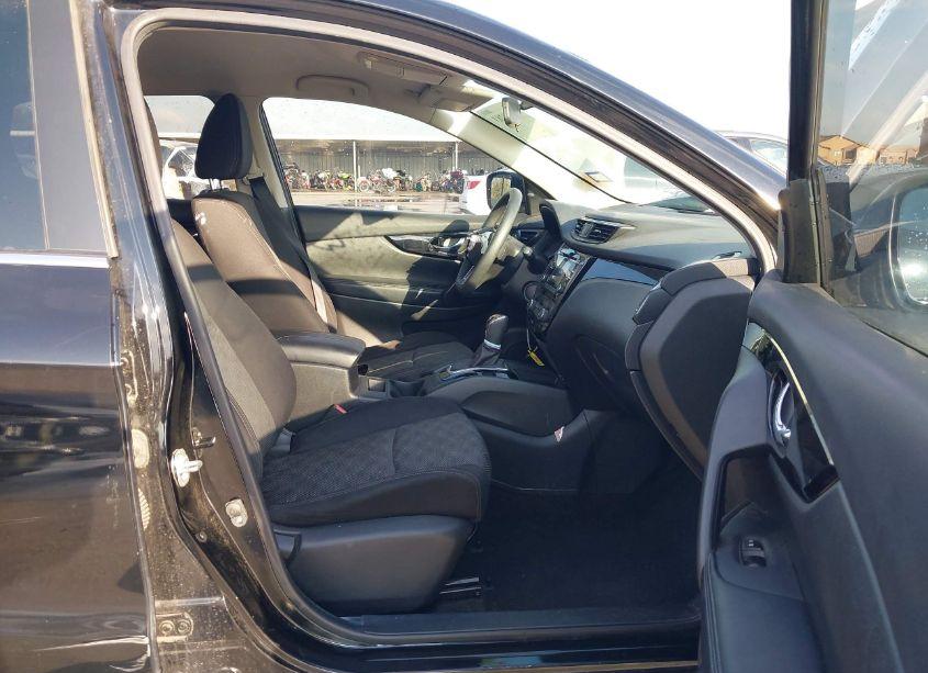 Photo 5 of 2018 Nissan Rogue SPORT SV (VIN JN1BJ1CP1JW152844)