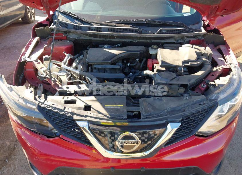Photo 10 of 2018 Nissan Rogue SPORT SV (VIN JN1BJ1CP1JW186606)
