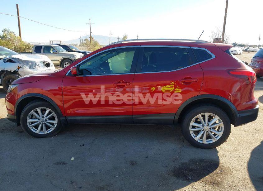 Photo 14 of 2018 Nissan Rogue SPORT SV (VIN JN1BJ1CP1JW186606)