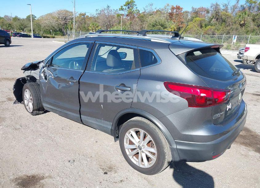 Photo 3 of 2019 Nissan Rogue SPORT SV (VIN JN1BJ1CP1KW216527)