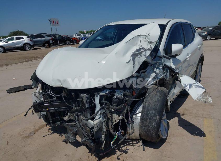 Photo 6 of 2019 Nissan Rogue SPORT S (VIN JN1BJ1CP1KW232503)