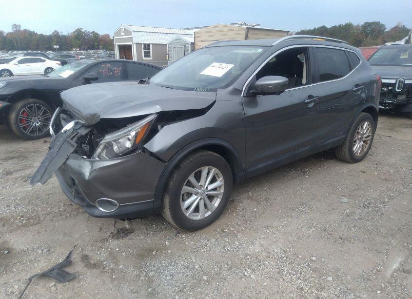 Photo 2 of 2017 Nissan Rogue SPORT SV (VIN JN1BJ1CP2HW012991)