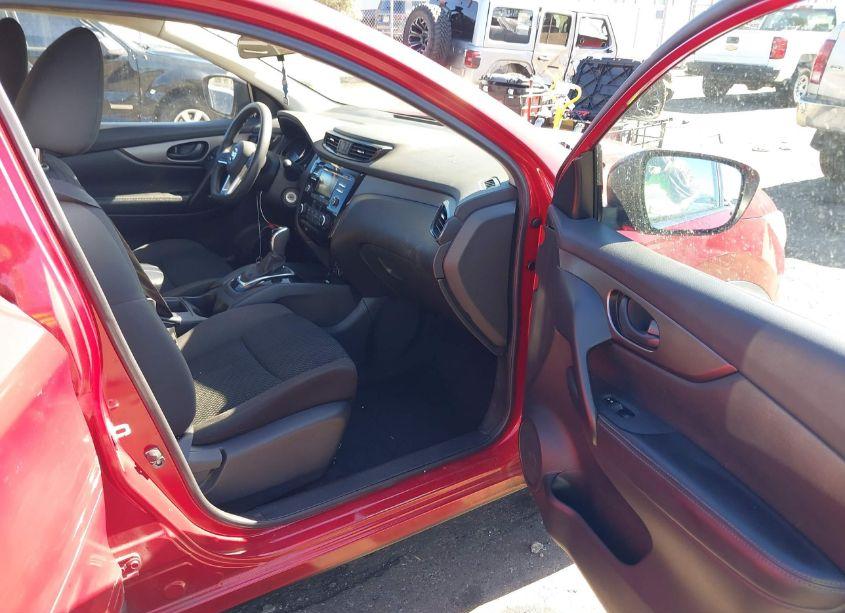 Photo 5 of 2017 Nissan Rogue SPORT S (VIN JN1BJ1CP2HW019164)