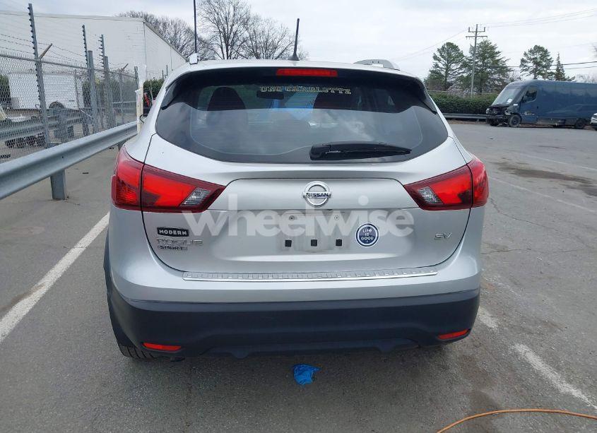 Photo 17 of 2017 Nissan Rogue SPORT SV (VIN JN1BJ1CP2HW019634)